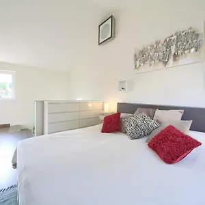  Ferienhaus Apolina